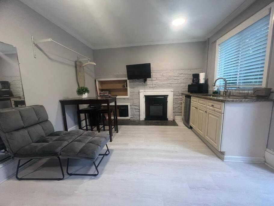 Chic Atl Studio - 5 Mins Walk Emory Cdc Atlanta Buitenkant foto